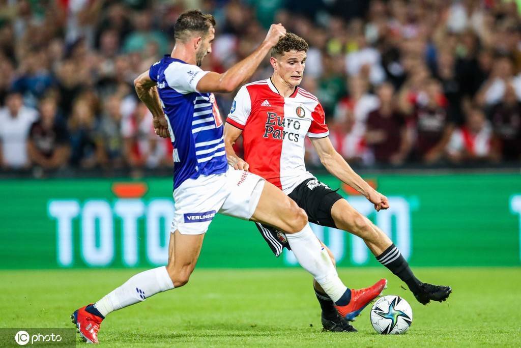 星空体育-费耶诺德发布备战花絮，赛前复出首秀，欧冠任务艰巨，纪律约束更严格的简单介绍