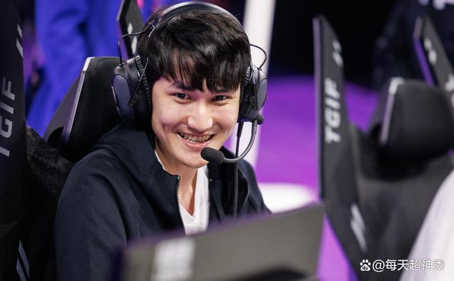 关于Karsa在MAD比赛中关键助攻,连败引发热议!的信息 关于Karsa在MAD比赛中关键助攻,连败引发热议!的信息